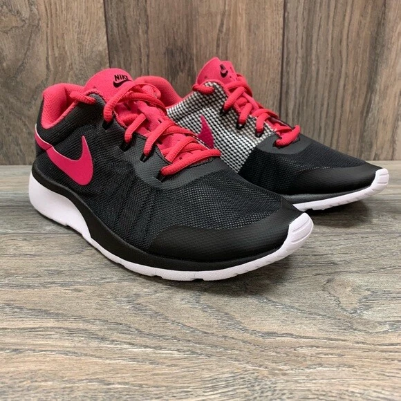 Nike Tanjun Racer GS Youth Tennis Running Shoes Size 6Y New Black Rush Pink