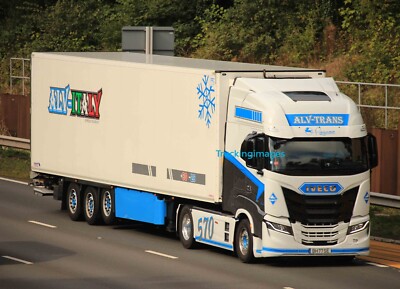 LKWINGIMAGES LKW FOTOS - EUROPÄISCHE IVECO & RENAULT KÜHLSCHRÄNKE - 250 AUFGELISTET