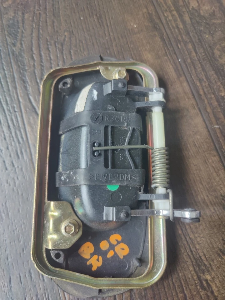 Jaguar xj8 2000 original trasero derecho exterior mano con soporte de respaldo R30188 Foto 2 de 4