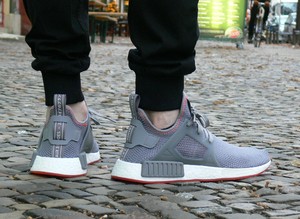 adidas mit boost sohle