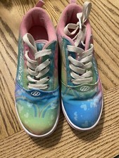 Youth Heelys Skate Shoes Sz 5Y Used Heart Rainbow Print