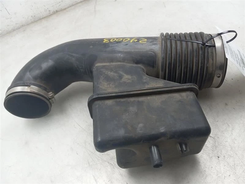 2015 TOYOTA TUNDRA 5,7 Л ВОЗДУХООЧИСТИТЕЛЬ РЕЗОНАТОР ТРУБКА - Изображение 2 из 4