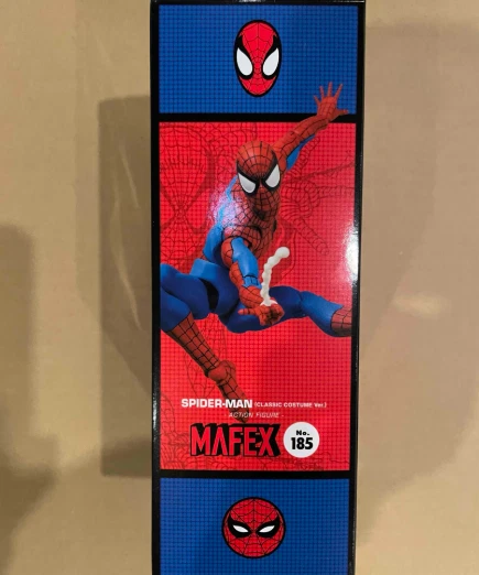 Mafex No.185 Spider-Man (Classic Costume Ver.) - Image 3 of 4