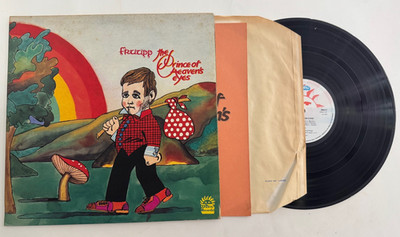 Fruupp LP ''The Prince of Heaven's Eyes'' Dawn 1st Press UK 1974 W/Booklet Prog NM