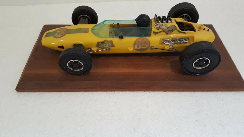Promotional Sprite Award Indy 500 Special Vintage WenMac Tether Race Car - Image 3 of 4