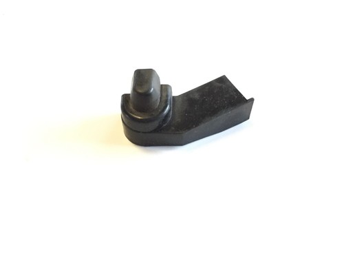 VW Polo 9N Abdeckkappe Lichtmaschine Kappe Verkleidung Deckel 6Y0971901