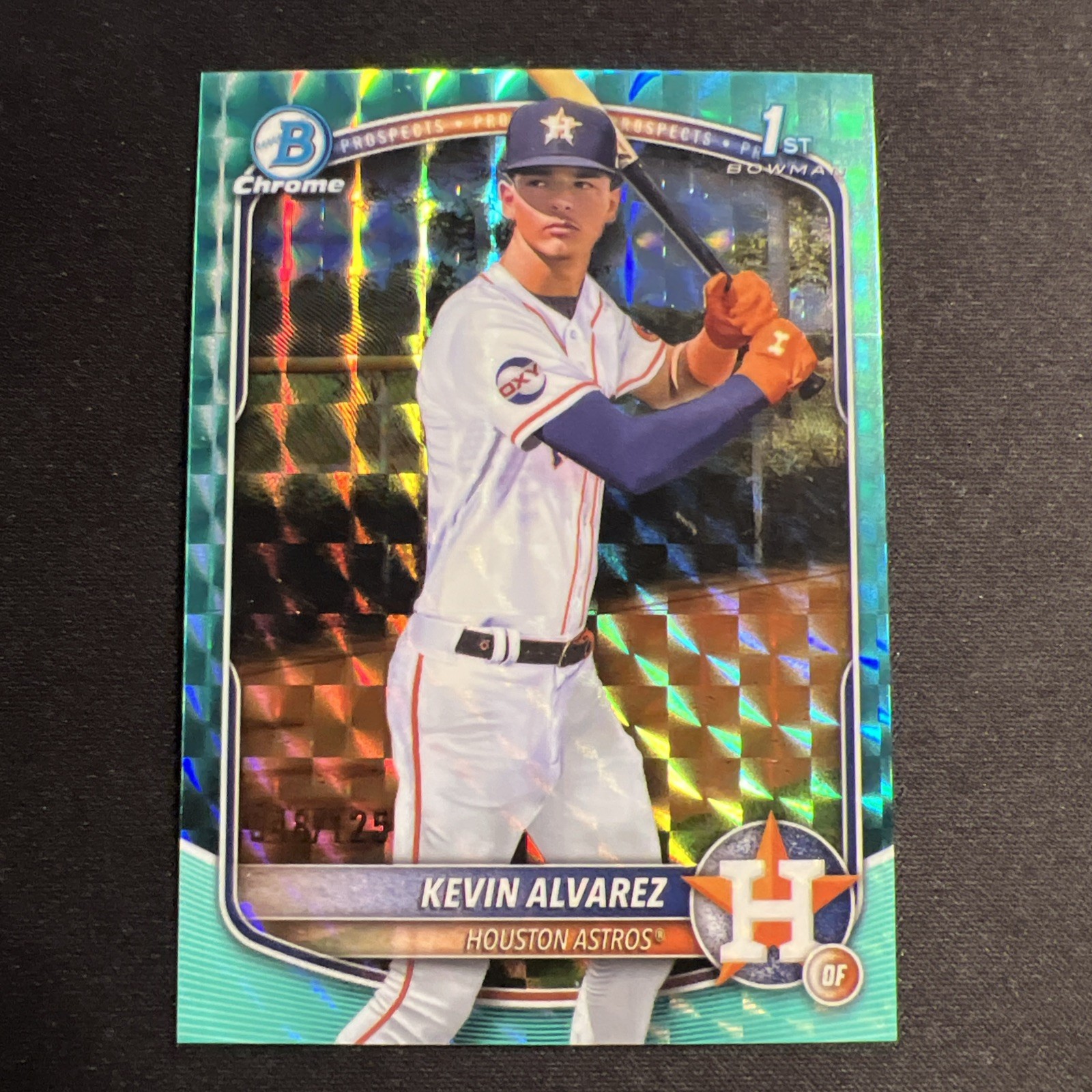2025 Bowman Chrome Prospects Kevin Alvarez BCP-227 Aqua Geometric Refractor /125