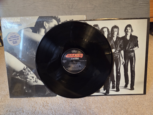Scorpions - Love At First Sting, 1984-EX Condition, First Pressing - Picture 3 of 3