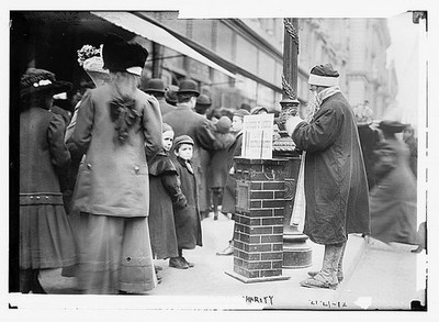 Photo:Christmas Charity Street Scene Crowd Collection Box