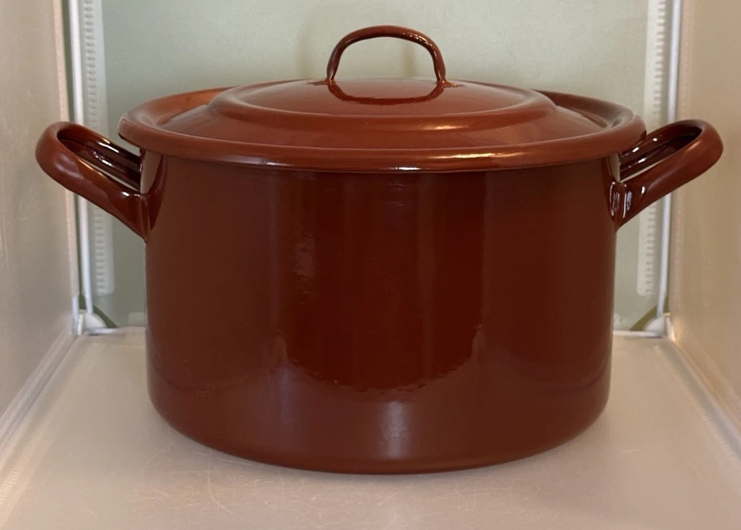 Drexler Enamelware Brick Red 7qt. Stockpot w/Lid Gray Speckle Interior 9.75"Dia