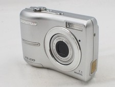 OLYMPUS FE-210 Siler, Requires AA Batteries (X60024628), Working @a1524