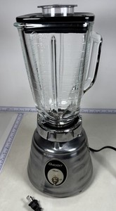 VINTAGE OSTERIZER BEEHIVE CLASSIC BLENDER CHROME & GLASS 564A WORKS