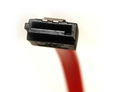 Bytecc SATA-136C Serial ATA-150/300 36-Inch Cable w/Locking Latch