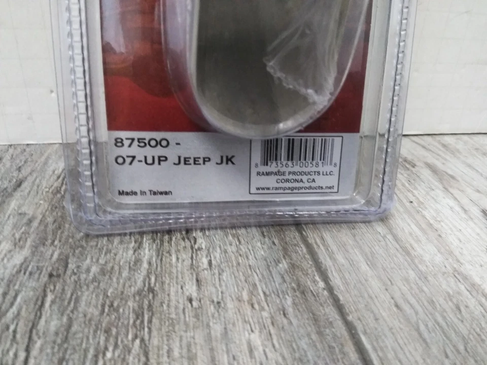 Manija de puerta Rampage de acero inoxidable, pulido - 87500 - se adapta a Jeep 2007-2018 Foto 2 de 4
