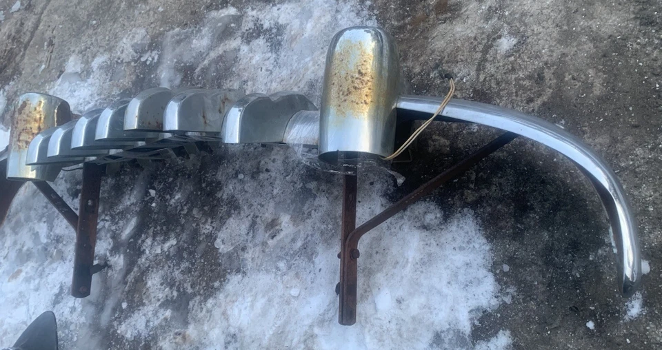 1950 年别克特殊 Century Roadmaster 前保险杠总成鼠杆 人洞 — 第 3/4 张图片