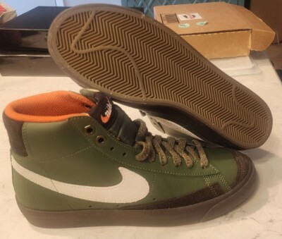 The Nike Air Force 1 Low Casts All-Over “Army Olive”