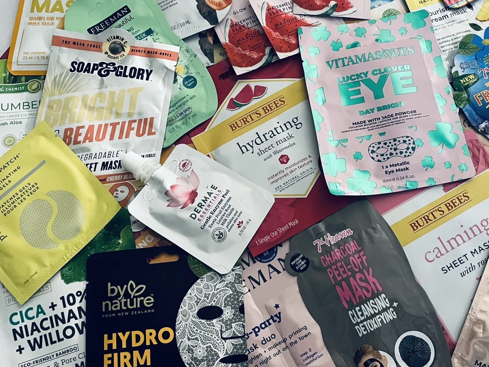 Máscaras para el cuidado de la piel/el cabello - ¡NUEVOS estilos y marcas surtidos! 10/$30 ¡ENVÍO GRATUITO! Foto 2 de 4