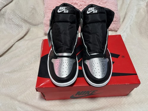 Jordan Air Jordan 1 High OG Silver Toe Black Metallic Silver CD0461-001 - Picture 2 of 6