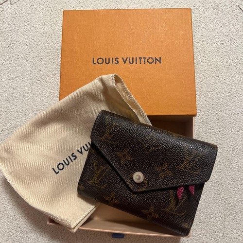 LOUIS VUITTON Monogram Tri-Fold Wallet