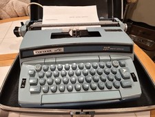 VTG Smith Corona Typewriter Baby-Blue Coronet Super 12  1970s w Case VIDEO!! thumbnail