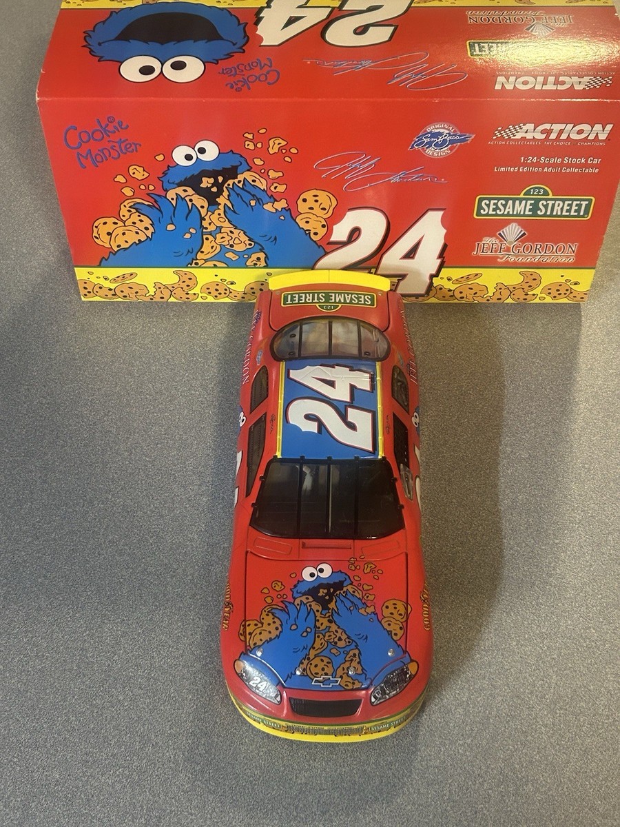 JEFF GORDON 2003 SESAME STREET FOUNDATION COOKIE MONSTER 1/24
