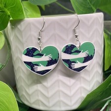 1.85  Silver-tone Heart Love Earth Day Dangle Earring Set New Free Ship B7635