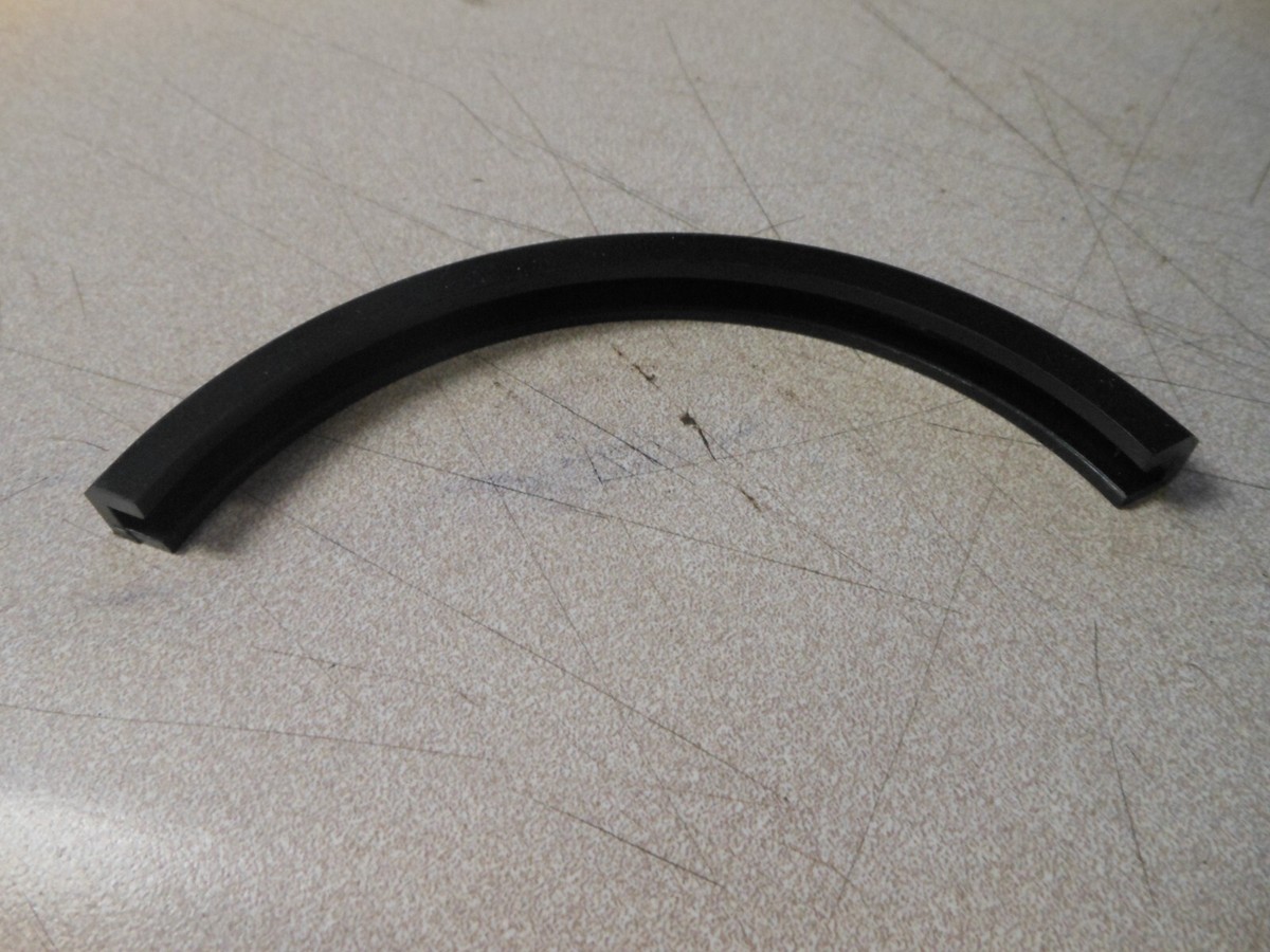 NOS Suzuki Magneto Base 2 Retainer 1977-1996 DT50 1978-1997