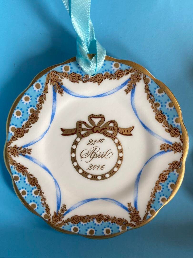 ロイヤルコレクション エリザベス女王・90歳記念・ミニチュアティーセット Royal Collection Trust Miniature Tea Set Queen Elizabeth 90