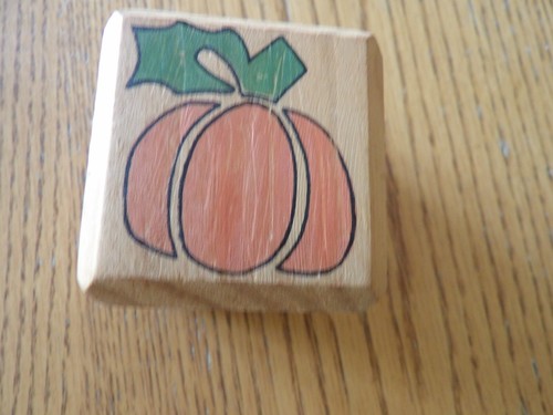 3 Terry's Village decorative wooden autumn blocks
