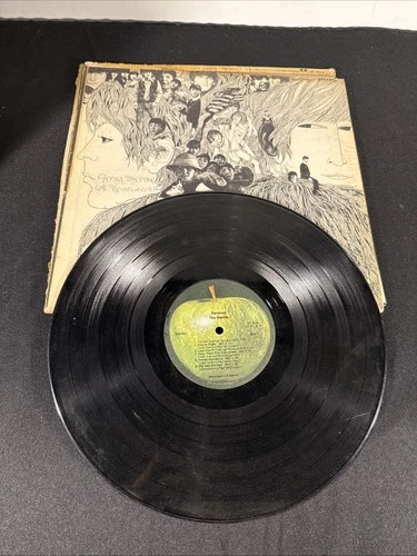 The Beatles Revolver LP ST 2576 Stereo LA Pressing Vinyl Record 1971 Reissue