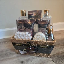 Mens Gift Set, 14Pc Sandalwood Bath Gift Set, Personal Self Care Kit