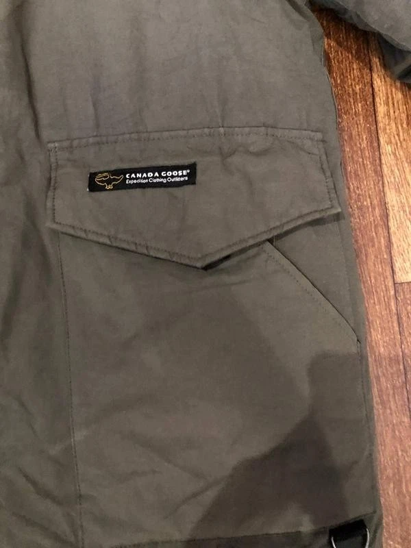 Canada Goose Heli Arctic Parka 8502MR Olive Green Down Jacket Fur Trim - Image 4 of 4