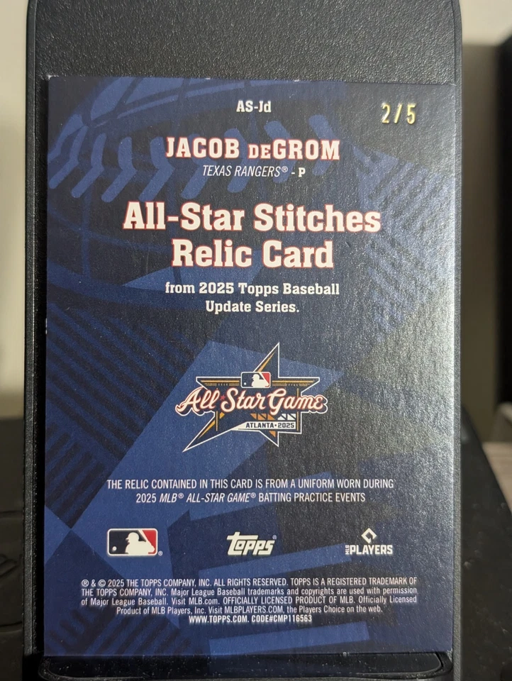 Jacob deGrom #AS-JD 2025 Actualización Topps Puntadas All-Star Reliquia Roja /5! Foto 2 de 4