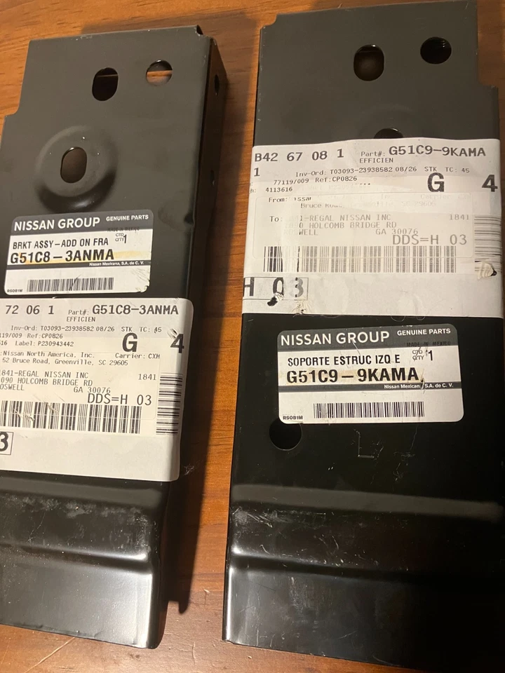 PAR DE SOPORTES DE RIEL EXTERIOR NISSAN VERSA NOTE S 2014-2019 FABRICANTE DE EQUIPOS ORIGINALES G51C9-9KAMA Foto 3 de 4