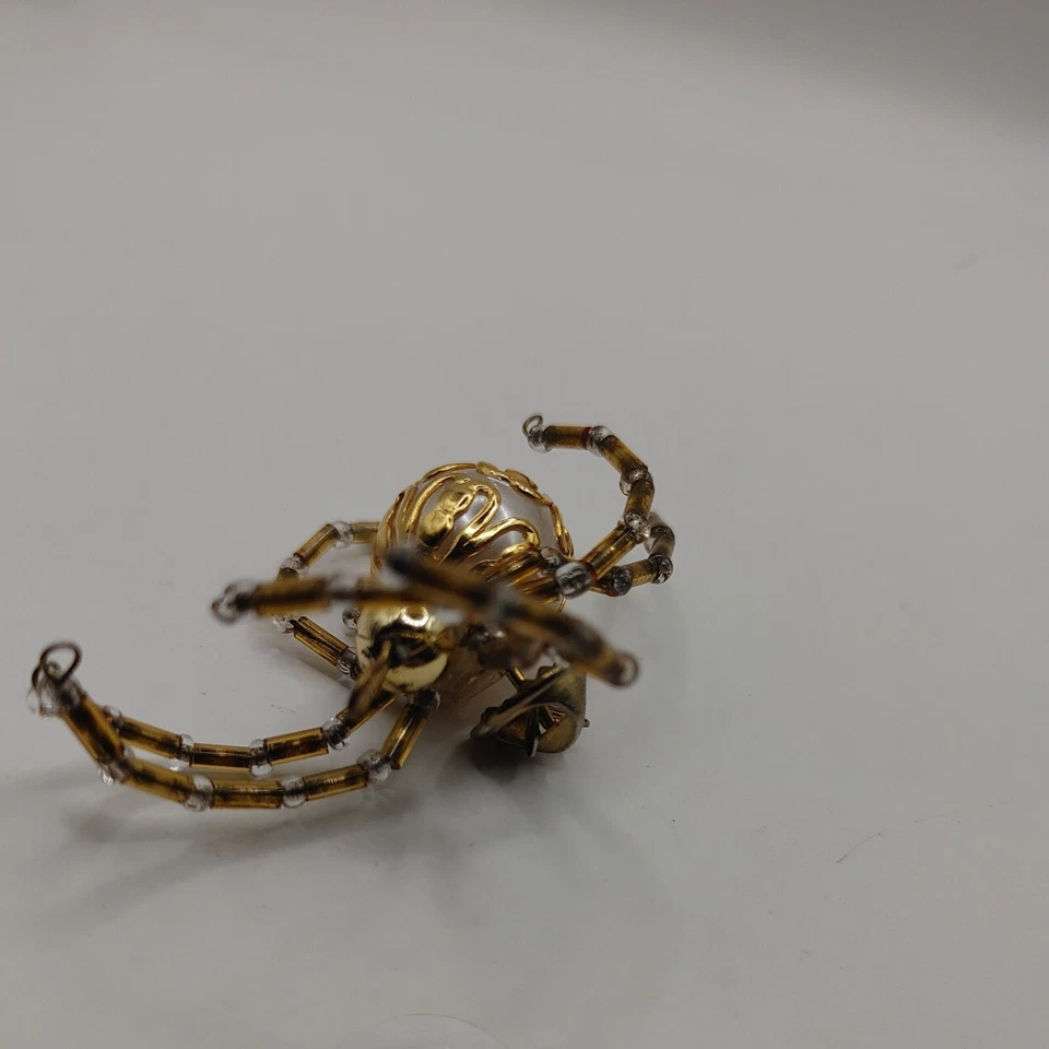 VTG Tie Tack Gold- Tone Spider IMITATION Pearl - Image 4 of 4