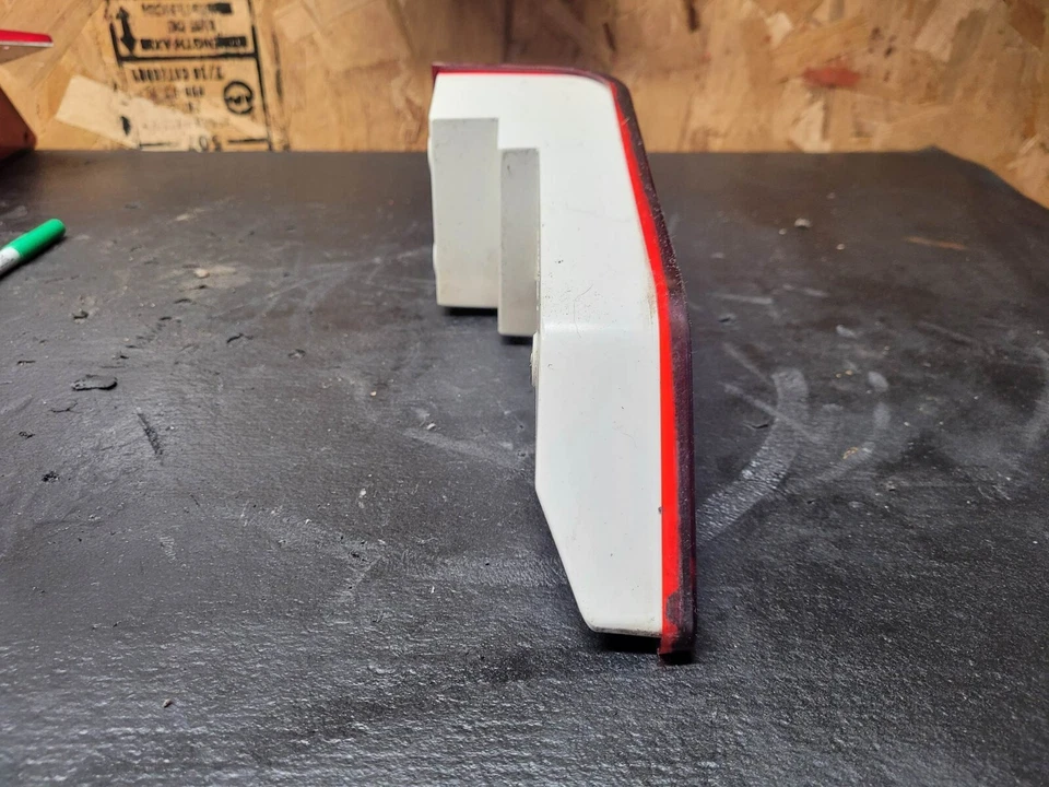 1998 Polaris XC 700 Snowmobile Rear Left Seat Reflector Taillight Assembly - Image 3 of 4