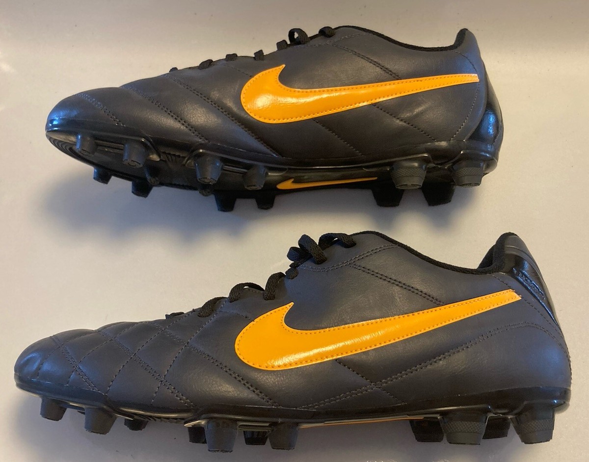 Nike Tiempos サッカーシューズ ブラック/ゴールド 2008 Nike Tiempo Ligera SG US 8 soccer cleats football boots