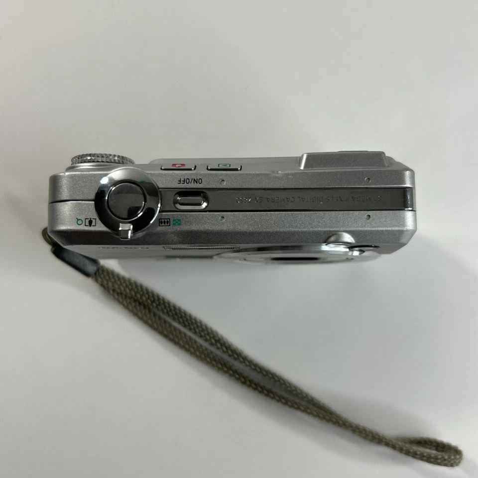 Casio EXILIM EX-Z850 8.1MP Digital Camera Silver w/ Battery, SD Card - Image 2 of 4