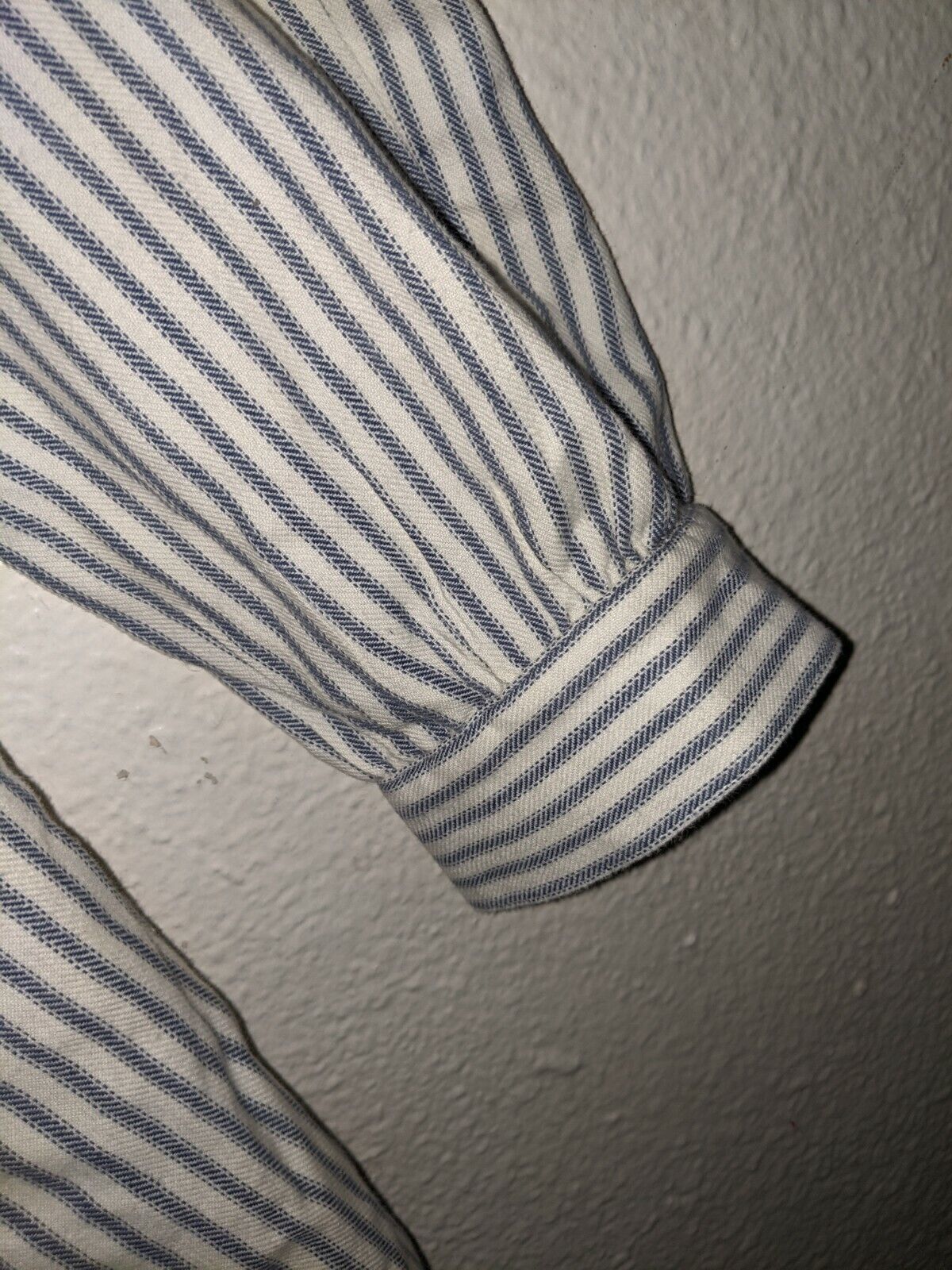 Picture 6 of 9