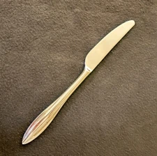 Lenox SCULPT stainless dinner knife in excellent pre-owned condition