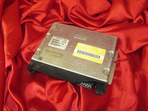 Ecm модуль контроля двигателя dme dde bmw e87