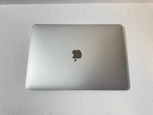 MacBook Air Retina 13" (2020) - Core i3 @ 1.1GHz - 8GB - SSD 256GB (LEGGI) - Foto 6 di 11