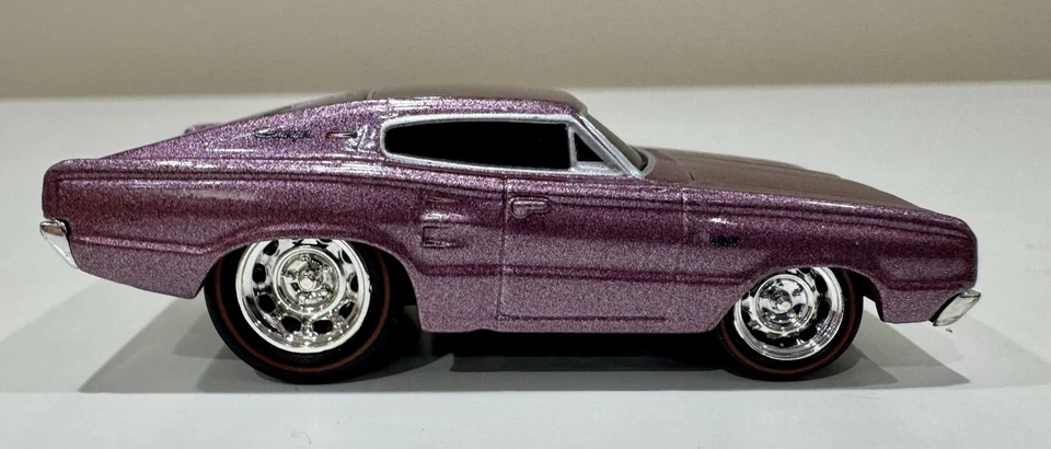 1/64 Scale Muscle Machines 1966 Dodge Charger 426 HEMI Pink Diecast - Image 3 of 4