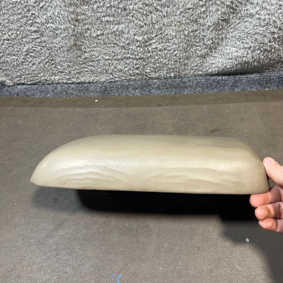 2005-2006-2007 Ford Escape Mazda Tribute Center Console Lid Armrest Beige OEM - Image 2 of 4