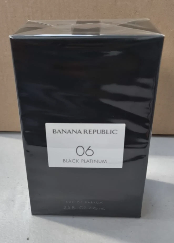 Banana Republic 06 Black Platinum EDP 75 ml – Unisex Chypre Floral Scent - New