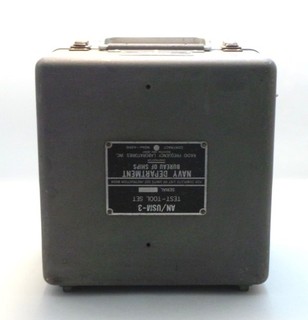US NAVY VALVE TUBE TESTER TV 4U in AN/USM 3 W/ CASE UNTESTED