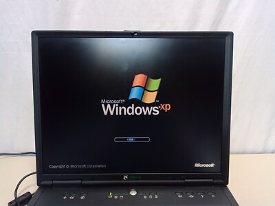 Vintage Gateway Solo 9500 Laptop Pentium III 745MHz 128MB RAM 20GB