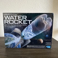 Science In Action Water Rocket Brand NEW AND SEALED. Build Your Own Rocket