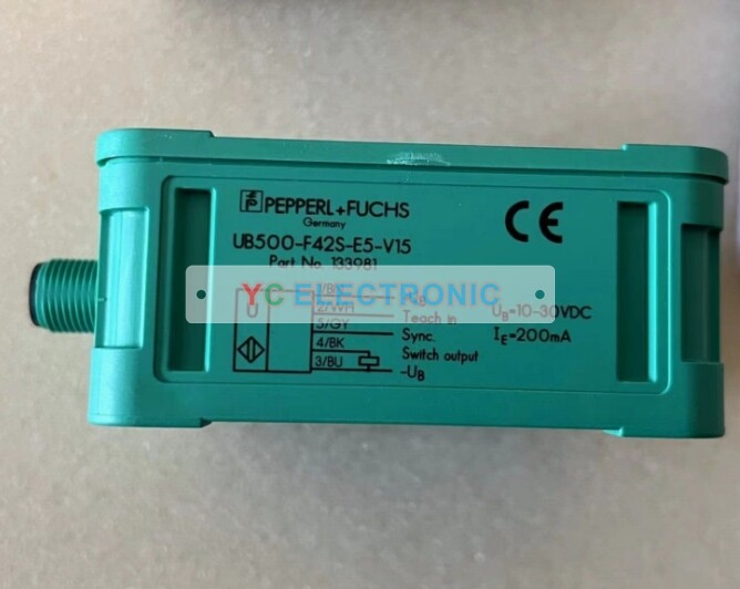 PF UB2000-F42S-E5-V15 Ultraschallsensor UB2000-F42S-E5-V15 main image 1