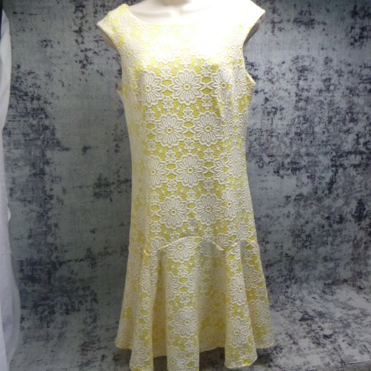 Nanette Lepore Vintage Dress Size 4 Yellow w/White Floral Lace Overlay  Lined EUC